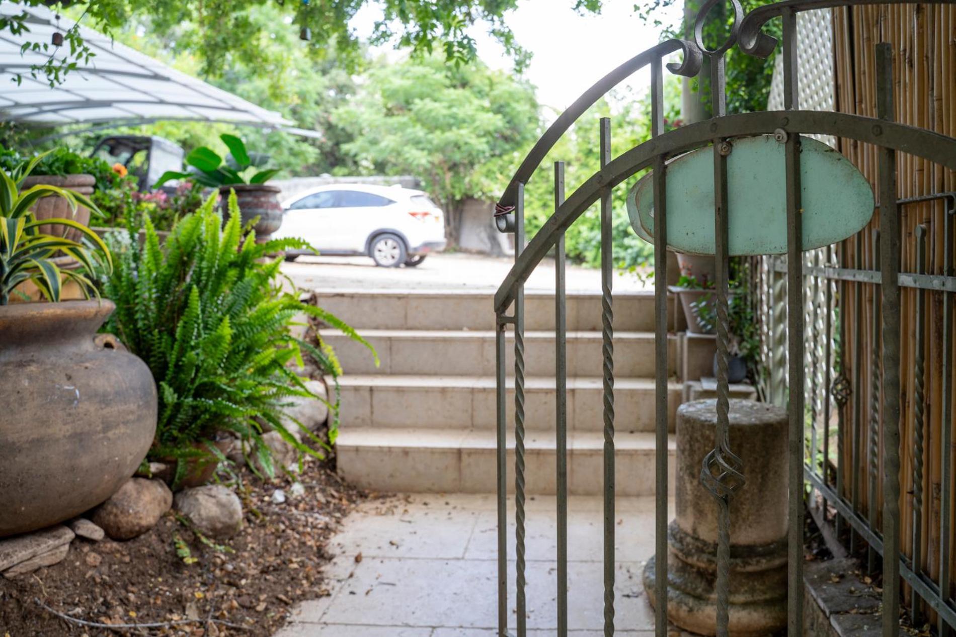 דירת מסע בגליל Appartement Bethlehem of Galilee Buitenkant foto